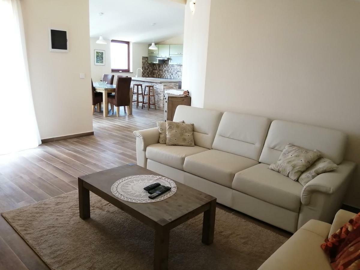 Apartmani Vinka メドゥリン エクステリア 写真